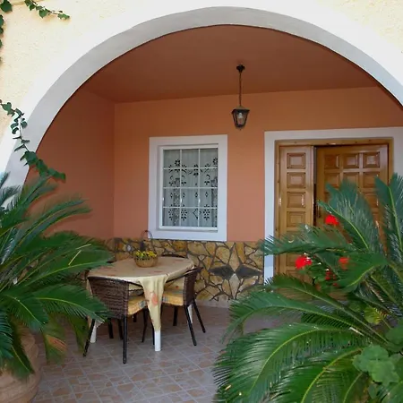 Nefeli Groundfloor * Agios Georgios (Corfu)