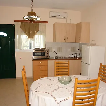 Nefeli Groundfloor Daire Agios Georgios (Corfu)