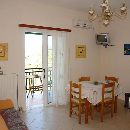 Nefeli Groundfloor Apartamento Agios Georgios (Corfu)